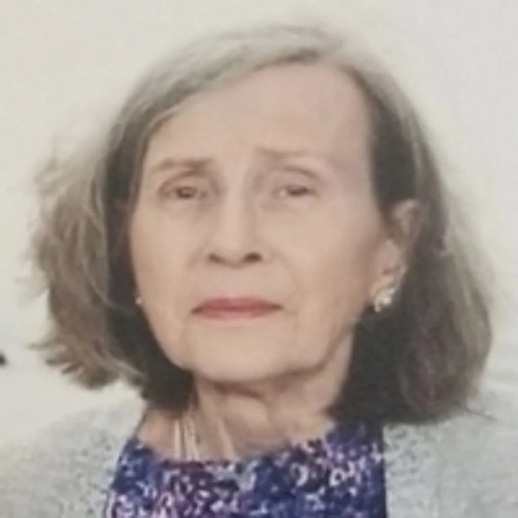 Portrait of Nancy Almond