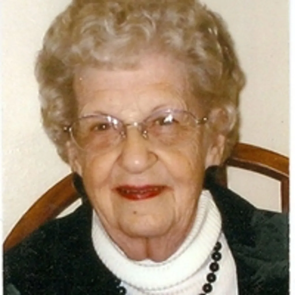 Portrait of Evelyn Larson