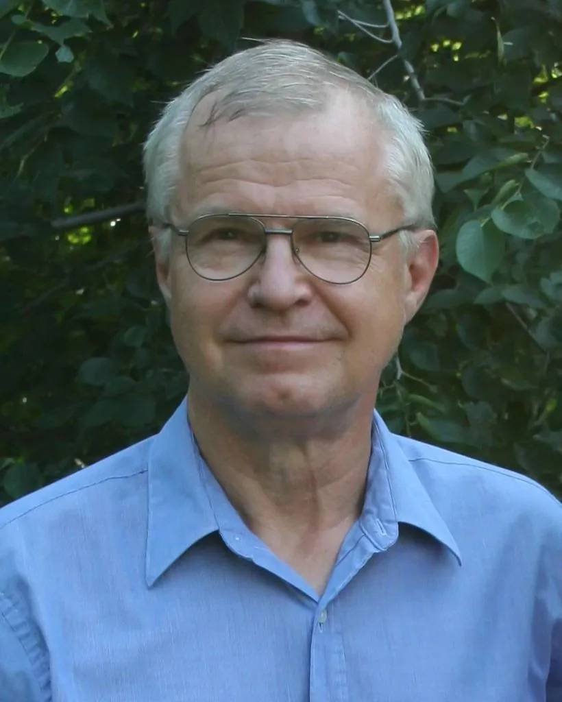 Portrait of Larry Hoogestraat